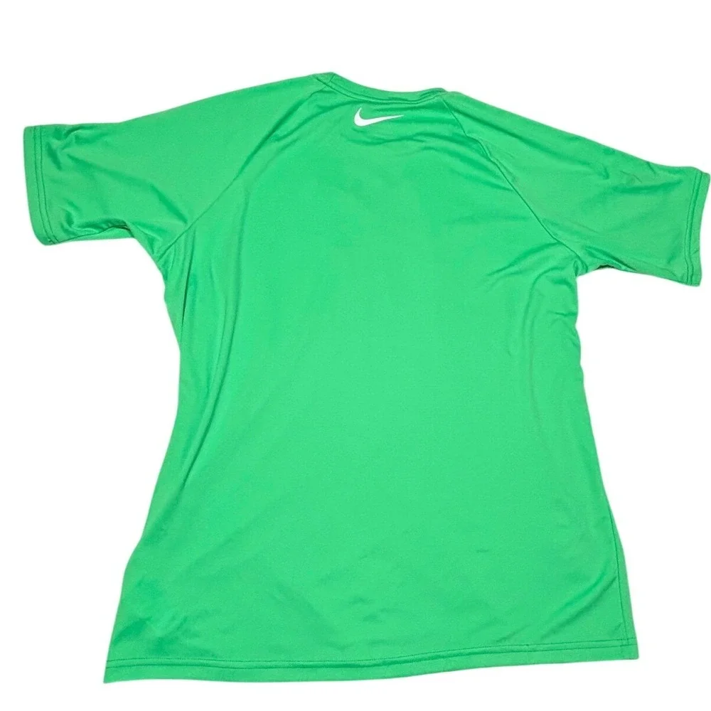 Nike Swim Mens Rash Guard Size Medium Digi Swoosh Green NESSD671-380 UPF 40+ NWT